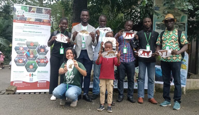 Photo de famille de l'équipe d'ACB-Côte d'Ivoire